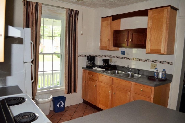 Maple Terrace Motel (Williamstown)